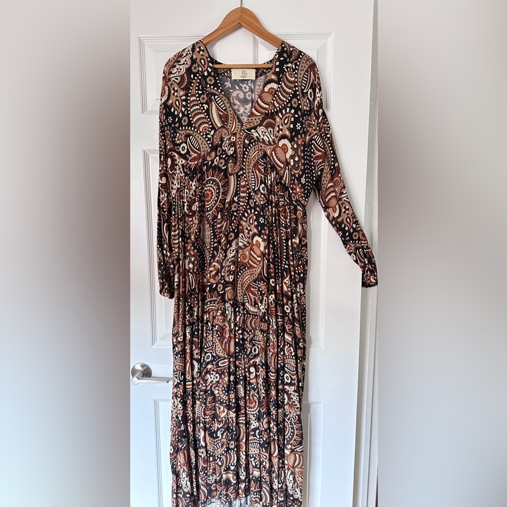 Love Black and Brown Paisley Maxi Dress